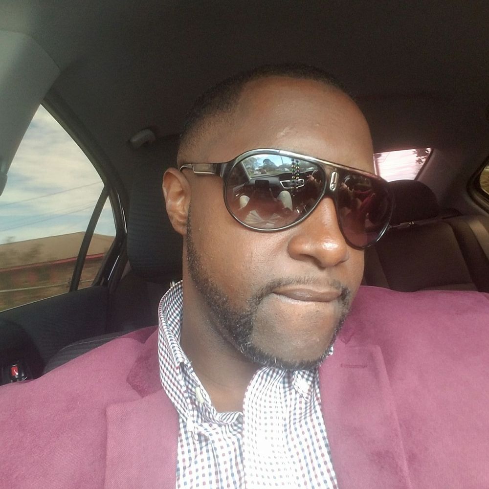 Meet your Posher, Sedric